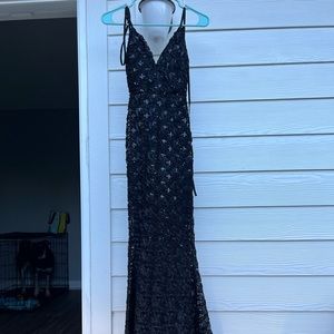 Black backless dress